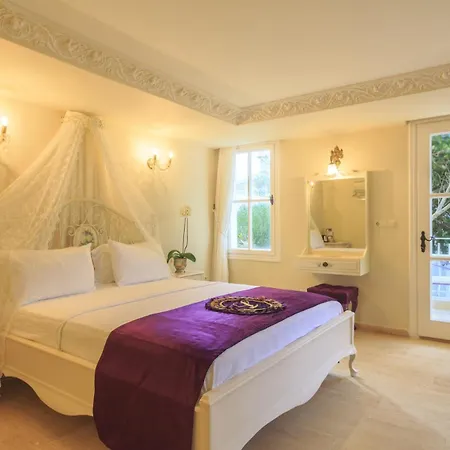 Lukka Exclusive - Adult Only +12 4*