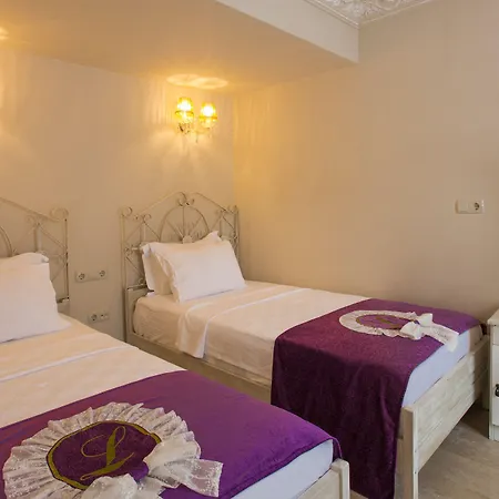 Lukka Exclusive - Adult Only +12