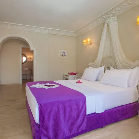 Lukka Exclusive - Adult Only +12 4*