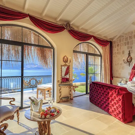 Lukka Exclusive - Adult Only +12 Hotell Kaş